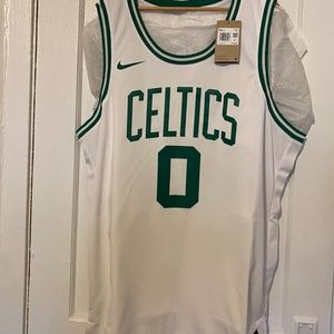 Boston Celtics Basketball Jersey - Jayson Tatum NWT 3XL